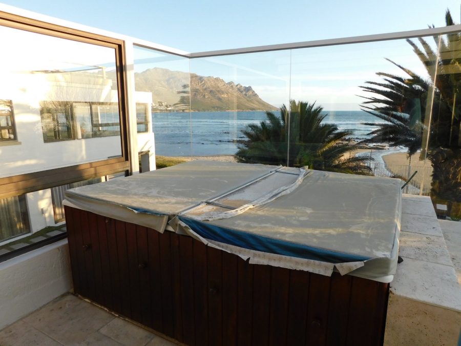 6 Bedroom Property for Sale in Harbour Island Western Cape